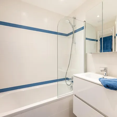 Renovated With A Location On A Dike Koksijde