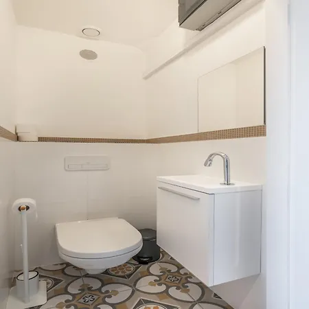 Apartment Renovated With A Location On A Dike