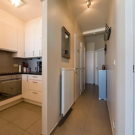 Renovated With A Location On A Dike Apartment *