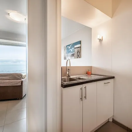 Renovated With A Location On A Dike *