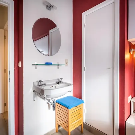 Apartment Renovated With A Location On A Dike *
