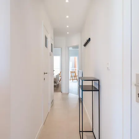 Renovated With A Location On A Dike Apartment *