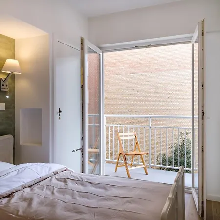 Renovated With A Location On A Dike Koksijde